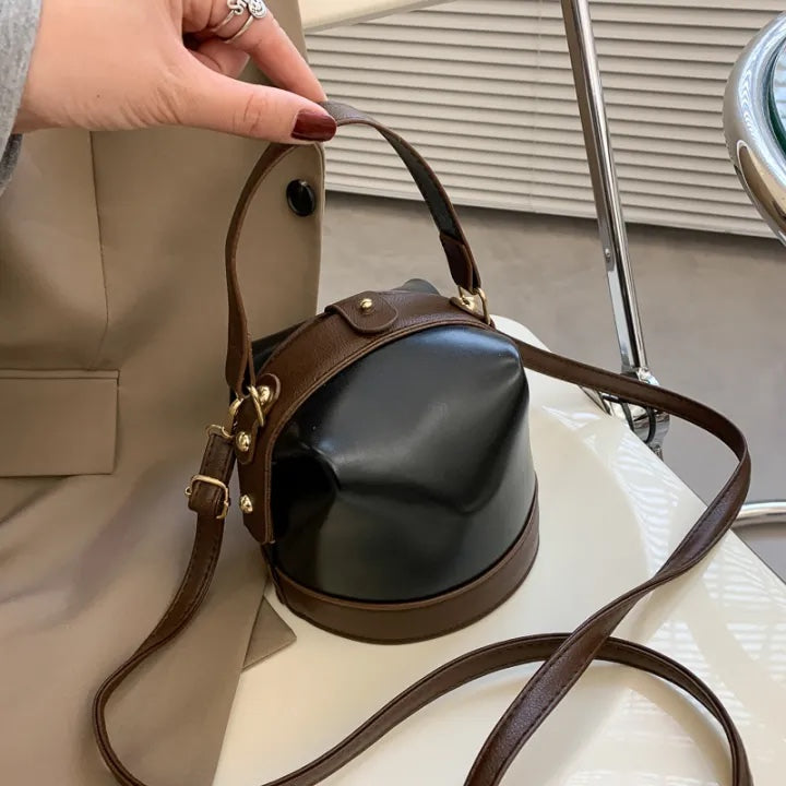 Shoulder & Crossbody Bag –  Casual Handbag in Khaki, Black & Brown