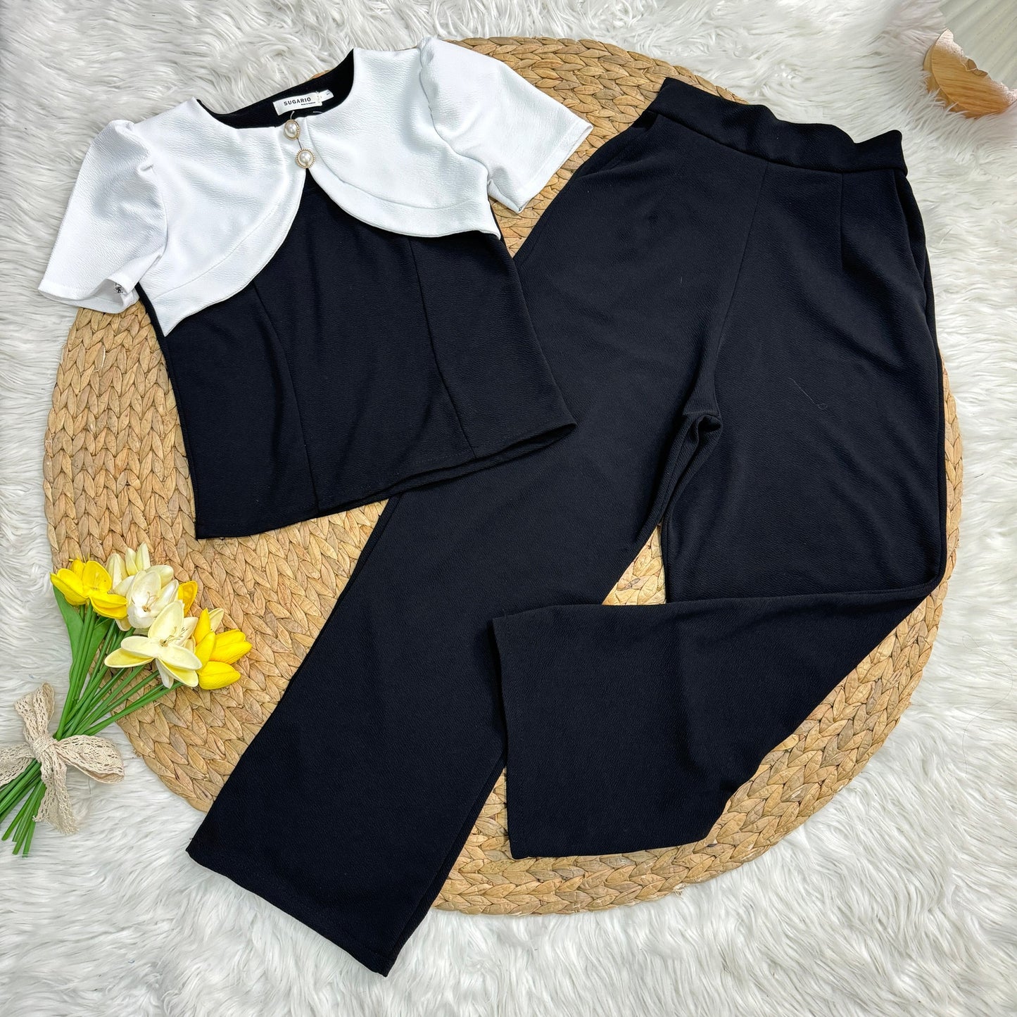 Elegant Wool Wave Co-ord Set with Cropped Shrug & Wide-Leg Pants | Trendy Two-Piece Outfit