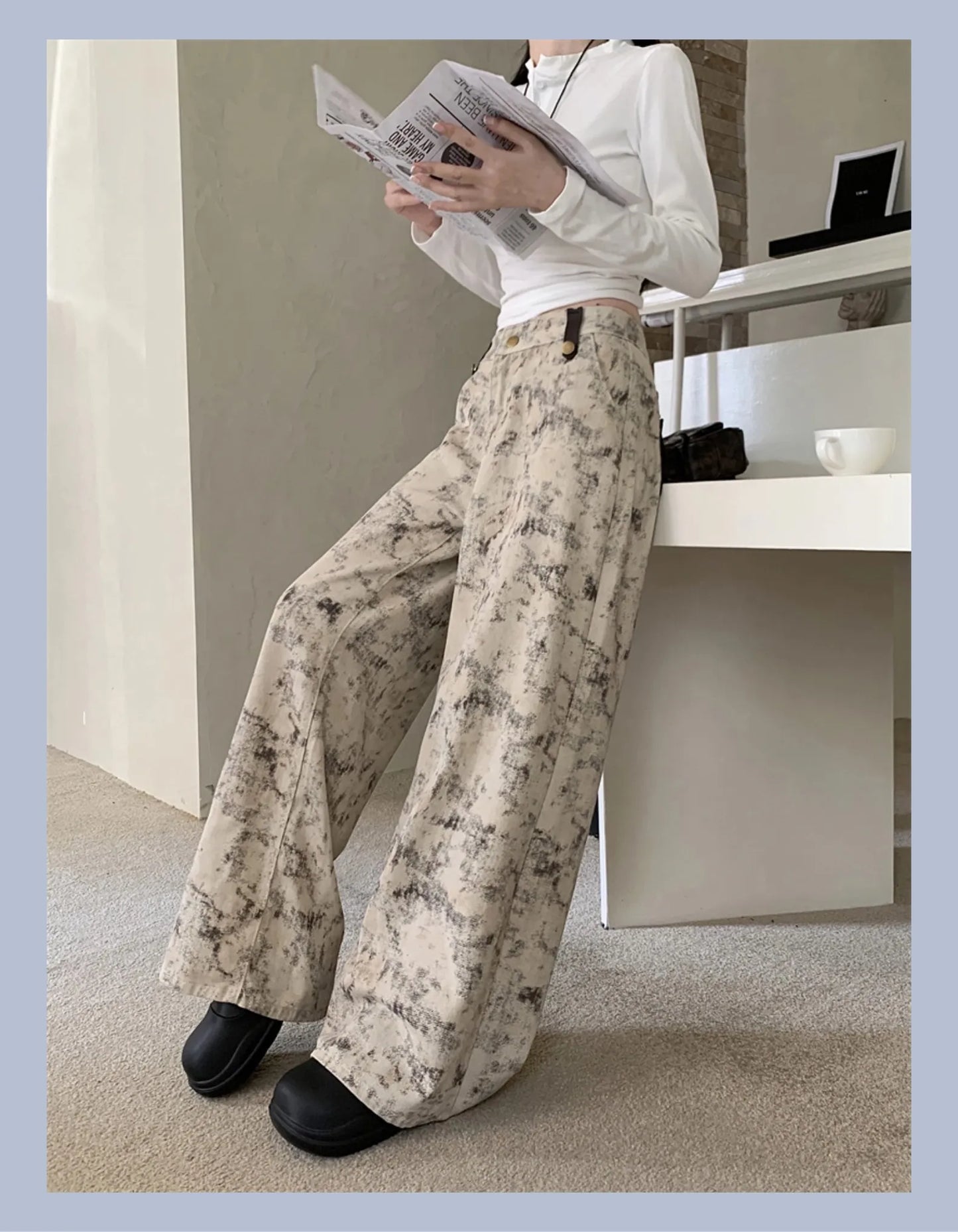 High-Waisted Tie-Dye Tapered Denim Pants – Vintage Style with Back Pockets, Khaki Fit