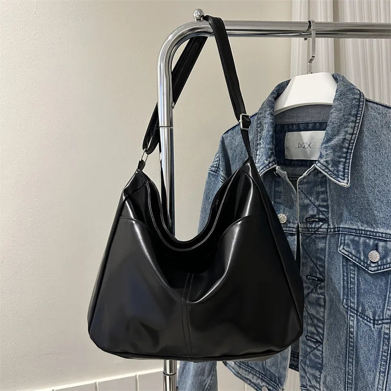 Shoulder Bag – Zippered, Plain, Minimalist Handbag
