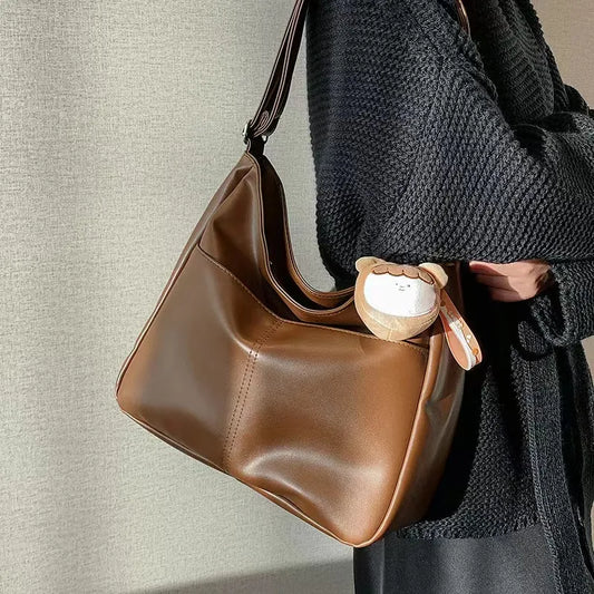 Shoulder Bag – Zippered, Plain, Minimalist Handbag