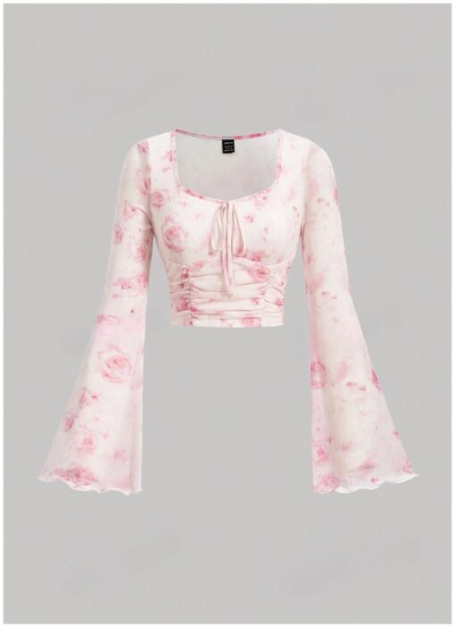 Baby Pink Floral Sweetheart Collar Flare Sleeve Crop Top