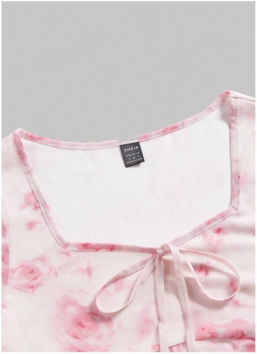 Baby Pink Floral Sweetheart Collar Flare Sleeve Crop Top - Image 3